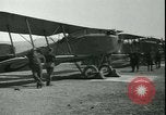 Image Breguet 14 bombardiers A 2 Clermont France, 1918, de la seconde 9 séquences d'archives historiques vidéo 65675022373