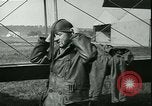 Standbild 99 Aero Squadron in Ersten Weltkrieg Dogneville Frankreich, 1918, aus Sekunde 18 historischem Filmmaterial Videoclip 65675022378