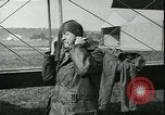Standbild 99 Aero Squadron in Ersten Weltkrieg Dogneville Frankreich, 1918, aus Sekunde 19 historischem Filmmaterial Videoclip 65675022378