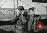 Standbild 99 Aero Squadron in Ersten Weltkrieg Dogneville Frankreich, 1918, aus Sekunde 21 historischem Filmmaterial Videoclip 65675022378