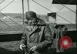 Standbild 99 Aero Squadron in Ersten Weltkrieg Dogneville Frankreich, 1918, aus Sekunde 27 historischem Filmmaterial Videoclip 65675022378