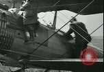 Standbild 99 Aero Squadron in Ersten Weltkrieg Dogneville Frankreich, 1918, aus Sekunde 42 historischem Filmmaterial Videoclip 65675022378