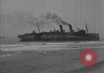 Standbild Northern Pacific gescheitert auf Fire Island Fire Island New York USA, 1919, aus Sekunde 4 historischem Filmmaterial Videoclip 65675022383