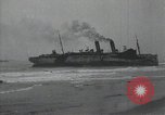 Standbild Northern Pacific gescheitert auf Fire Island Fire Island New York USA, 1919, aus Sekunde 5 historischem Filmmaterial Videoclip 65675022383
