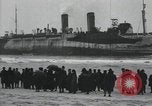 Standbild Northern Pacific gescheitert auf Fire Island Fire Island New York USA, 1919, aus Sekunde 17 historischem Filmmaterial Videoclip 65675022383