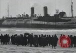 Standbild Northern Pacific gescheitert auf Fire Island Fire Island New York USA, 1919, aus Sekunde 19 historischem Filmmaterial Videoclip 65675022383