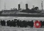 Standbild Northern Pacific gescheitert auf Fire Island Fire Island New York USA, 1919, aus Sekunde 21 historischem Filmmaterial Videoclip 65675022383