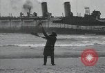 Standbild Northern Pacific gescheitert auf Fire Island Fire Island New York USA, 1919, aus Sekunde 29 historischem Filmmaterial Videoclip 65675022383