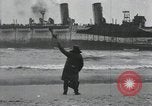 Standbild Northern Pacific gescheitert auf Fire Island Fire Island New York USA, 1919, aus Sekunde 30 historischem Filmmaterial Videoclip 65675022383