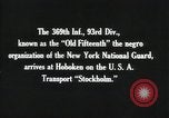 Standbild 369 Infanterie Division 93 Hoboken New Jersey USA, 1919, aus Sekunde 4 historischem Filmmaterial Videoclip 65675022384