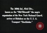Standbild 369 Infanterie Division 93 Hoboken New Jersey USA, 1919, aus Sekunde 5 historischem Filmmaterial Videoclip 65675022384