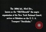 Standbild 369 Infanterie Division 93 Hoboken New Jersey USA, 1919, aus Sekunde 14 historischem Filmmaterial Videoclip 65675022384