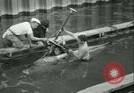 Immagine di Byron collegare in piccolo sommergibile Michigan City Indiana USA, 1938, secondo 17 filmato di repertorio 65675022389