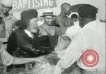 Immagine di Il vescovo C M Grazia Newport News Virginia USA, 1938, secondo 21 filmato di repertorio 65675022390