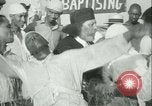 Immagine di Il vescovo C M Grazia Newport News Virginia USA, 1938, secondo 23 filmato di repertorio 65675022390