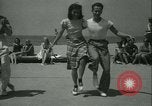 Standbild Jitterbug tanzen Variationen Venice Beach Los Angeles California USA, 1938, aus Sekunde 10 historischem Filmmaterial Videoclip 65675022391