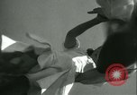 Standbild Jitterbug tanzen Variationen Venice Beach Los Angeles California USA, 1938, aus Sekunde 26 historischem Filmmaterial Videoclip 65675022391