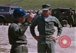 Standbild Captain Charles Robb Camp Pendleton California USA, 1968, aus Sekunde 13 historischem Filmmaterial Videoclip 65675022392