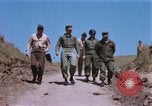 Standbild Captain Charles Robb Camp Pendleton California USA, 1968, aus Sekunde 35 historischem Filmmaterial Videoclip 65675022392