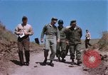 Standbild Captain Charles Robb Camp Pendleton California USA, 1968, aus Sekunde 37 historischem Filmmaterial Videoclip 65675022392