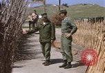 Standbild Captain Charles Robb Camp Pendleton California USA, 1968, aus Sekunde 51 historischem Filmmaterial Videoclip 65675022393
