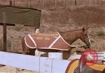 Standbild Marine Corps Pferd Sergeant rücksichtslos Camp Pendleton California USA, 1967, aus Sekunde 34 historischem Filmmaterial Videoclip 65675022394