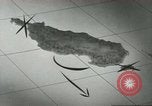 Standbild Torpedo Angriff und Position Kaiserin Augusta Bucht, 1943, aus Sekunde 38 historischem Filmmaterial Videoclip 65675022400
