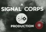 Standbild Bombenanschlag am Hansa Bucht und Wewak Papua Neu Guinea, 1943, aus Sekunde 18 historischem Filmmaterial Videoclip 65675022408