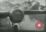 Standbild Bombenanschlag am Hansa Bucht und Wewak Papua Neu Guinea, 1943, aus Sekunde 59 historischem Filmmaterial Videoclip 65675022408