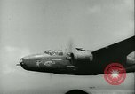 Standbild Bombardierung auf Rabaul Papua Neu Guinea, 1943, aus Sekunde 5 historischem Filmmaterial Videoclip 65675022409