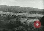 Standbild Bombardierung auf Rabaul Papua Neu Guinea, 1943, aus Sekunde 57 historischem Filmmaterial Videoclip 65675022409