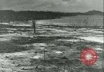 Image 828e bataillon de l'Aviation américaine ingénieur américain africain Munda New Georgia Îles Salomon, 1943, de la seconde 15 séquences d'archives historiques vidéo 65675022411