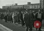 Standbild Vias ZUSAmmenstoß mit der Polizei Wyomissing Pennsylvania USA, 1936, aus Sekunde 13 historischem Filmmaterial Videoclip 65675022415