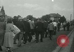 Standbild Vias ZUSAmmenstoß mit der Polizei Wyomissing Pennsylvania USA, 1936, aus Sekunde 16 historischem Filmmaterial Videoclip 65675022415