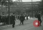 Standbild Vias ZUSAmmenstoß mit der Polizei Wyomissing Pennsylvania USA, 1936, aus Sekunde 37 historischem Filmmaterial Videoclip 65675022415
