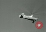 Standbild Pilot Jim Ray mit Autogiro aerobile Washington DC USA, 1936, aus Sekunde 15 historischem Filmmaterial Videoclip 65675022418