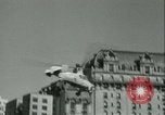 Standbild Pilot Jim Ray mit Autogiro aerobile Washington DC USA, 1936, aus Sekunde 17 historischem Filmmaterial Videoclip 65675022418