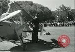 Standbild Pilot Jim Ray mit Autogiro aerobile Washington DC USA, 1936, aus Sekunde 46 historischem Filmmaterial Videoclip 65675022418