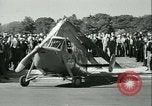 Standbild Pilot Jim Ray mit Autogiro aerobile Washington DC USA, 1936, aus Sekunde 59 historischem Filmmaterial Videoclip 65675022418