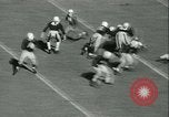 Image Yale versus Cornell football New Haven Connecticut USA, 1936, de la seconde 32 séquences d'archives historiques vidéo 65675022419