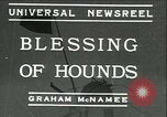 Standbild Segen der Hounds öffnet fallen Fox Hunt Lexington Kentucky USA, 1934, aus Sekunde 1 historischem Filmmaterial Videoclip 65675022434