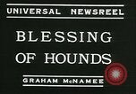 Standbild Segen der Hounds öffnet fallen Fox Hunt Lexington Kentucky USA, 1934, aus Sekunde 10 historischem Filmmaterial Videoclip 65675022434