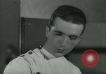 Standbild Hairstylist Fernand Paris Frankreich, 1934, aus Sekunde 32 historischem Filmmaterial Videoclip 65675022435