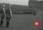 Standbild Amerikanischen Marines in Shanghai Shanghai China, 1934, aus Sekunde 26 historischem Filmmaterial Videoclip 65675022439