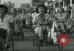 Standbild Mechanik hobby-Pferderennen Santa Monica California USA, 1934, aus Sekunde 16 historischem Filmmaterial Videoclip 65675022442