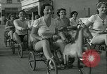 Standbild Mechanik hobby-Pferderennen Santa Monica California USA, 1934, aus Sekunde 25 historischem Filmmaterial Videoclip 65675022442