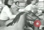 Standbild Mechanik hobby-Pferderennen Santa Monica California USA, 1934, aus Sekunde 29 historischem Filmmaterial Videoclip 65675022442