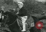Standbild junge Kinder reiten Pferde Kansas City Missouri USA, 1934, aus Sekunde 24 historischem Filmmaterial Videoclip 65675022443