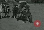Standbild junge Kinder reiten Pferde Kansas City Missouri USA, 1934, aus Sekunde 28 historischem Filmmaterial Videoclip 65675022443