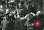 Standbild junge Kinder reiten Pferde Kansas City Missouri USA, 1934, aus Sekunde 32 historischem Filmmaterial Videoclip 65675022443